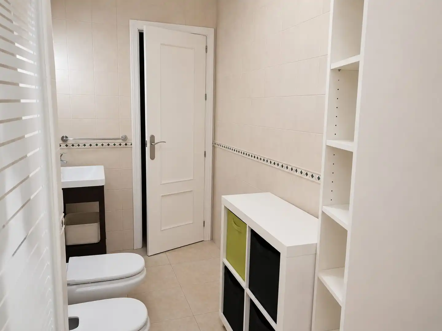 Baño de Piso en venta en Lepe con Aire acondicionado, Calefacción y Trastero