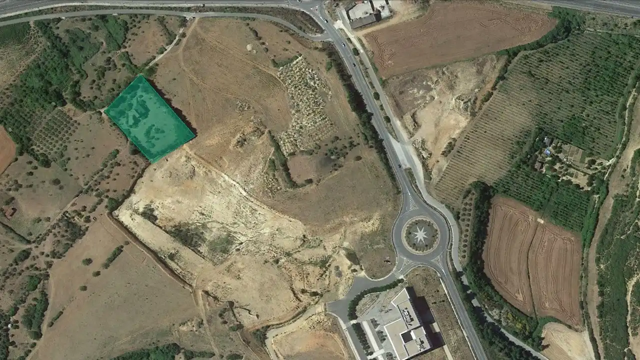 Terreno rústico en venta en Pl UE-2 Sc S-5