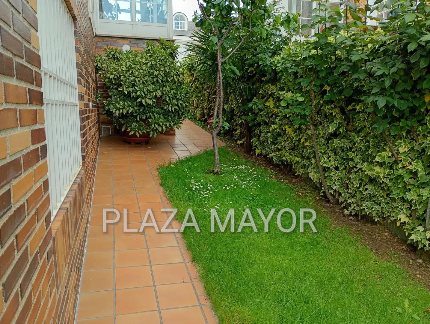 Habitatge amb piscina en venda a Avenida Fontana, imagen 25