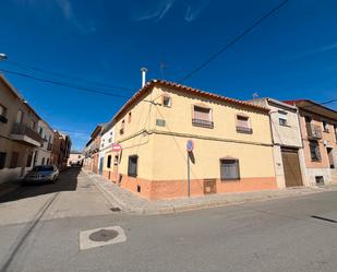 Exterior view of House or chalet for sale in Manzanares