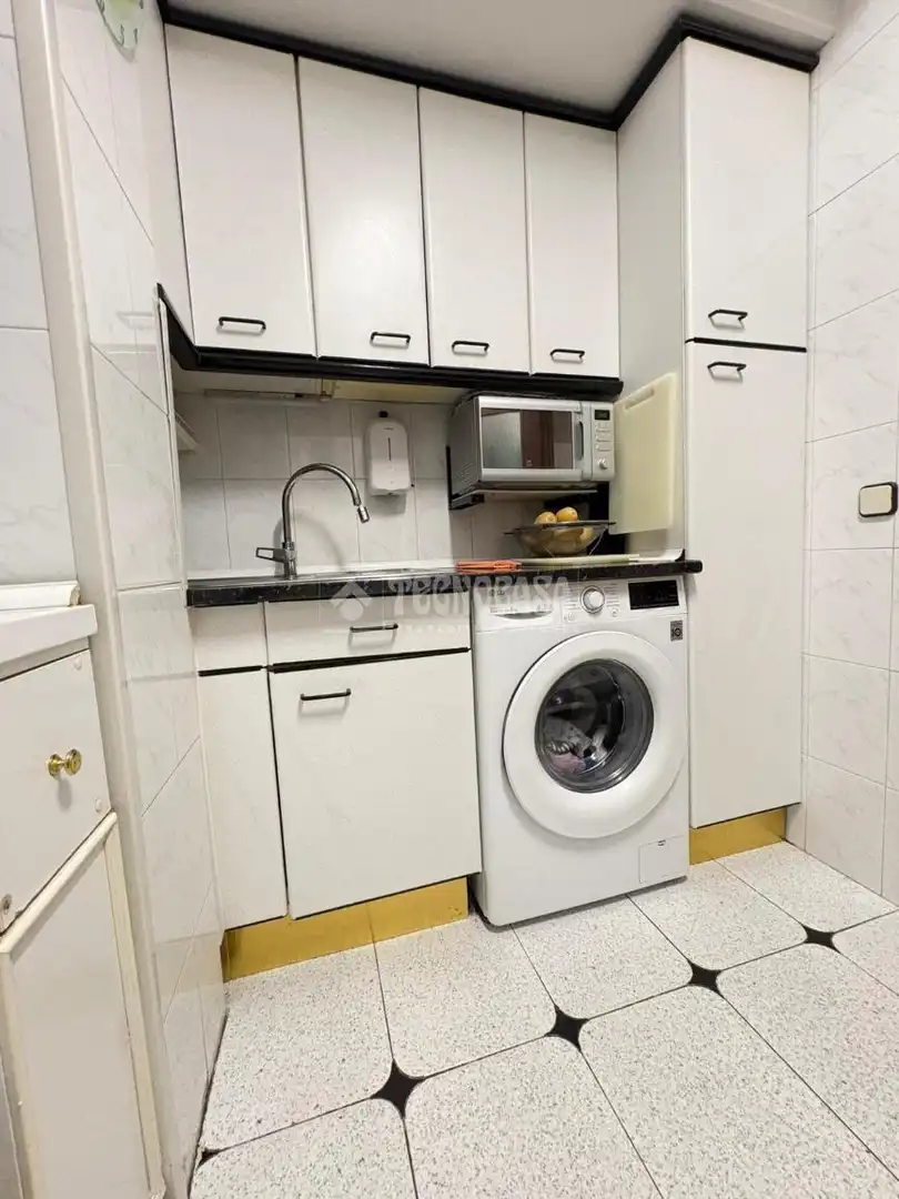 Flat for sale in Juan de la Cierva