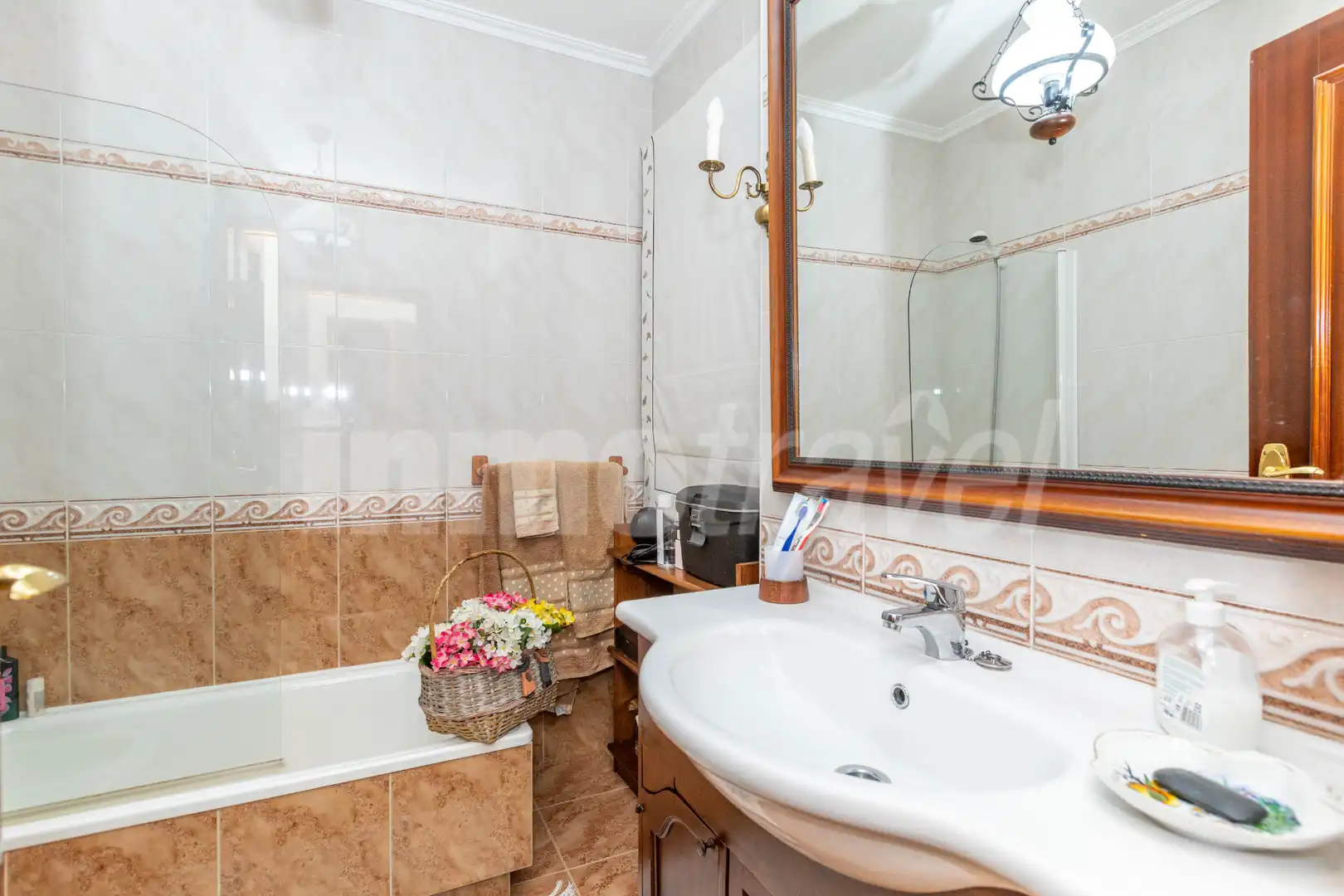 Badezimmer von Wohnung zum Verkauf in Sanxenxo mit Privatgarten, Terrasse und Möbliert