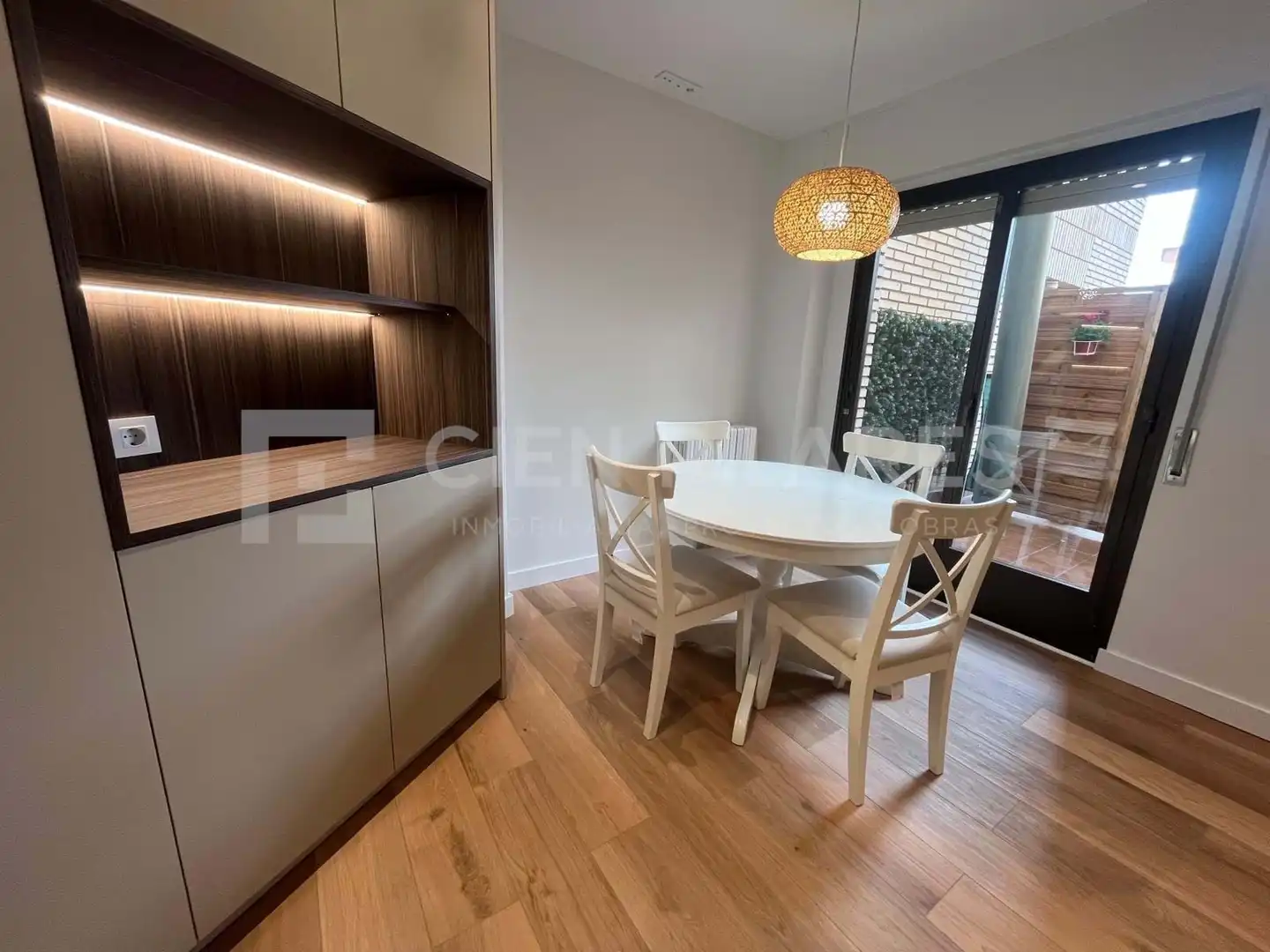 Room in C/ SAN ANTON, Gran Via