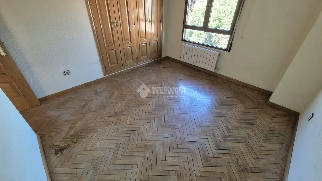 Habitación de Piso en venta en Villaverde