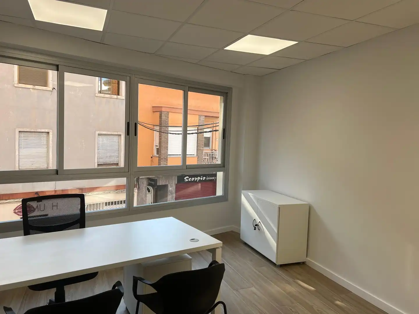 Büro mit Aufzug zur Miete in Carrer Falcons 8A, imagen 2