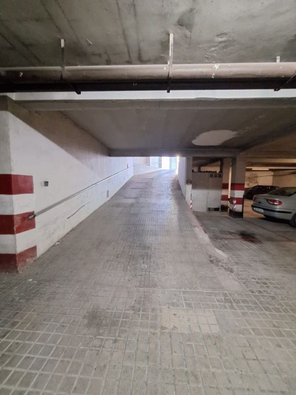 Garatge de lloguer en  Huesca Capital