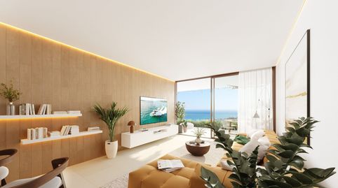 Foto 2 de Piso en venta en Avenida 8 de Marzo, 35, El Higuerón, Málaga