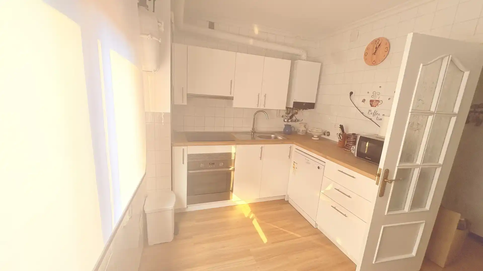 Cocina de Piso en venta en  Madrid Capital con Aire acondicionado