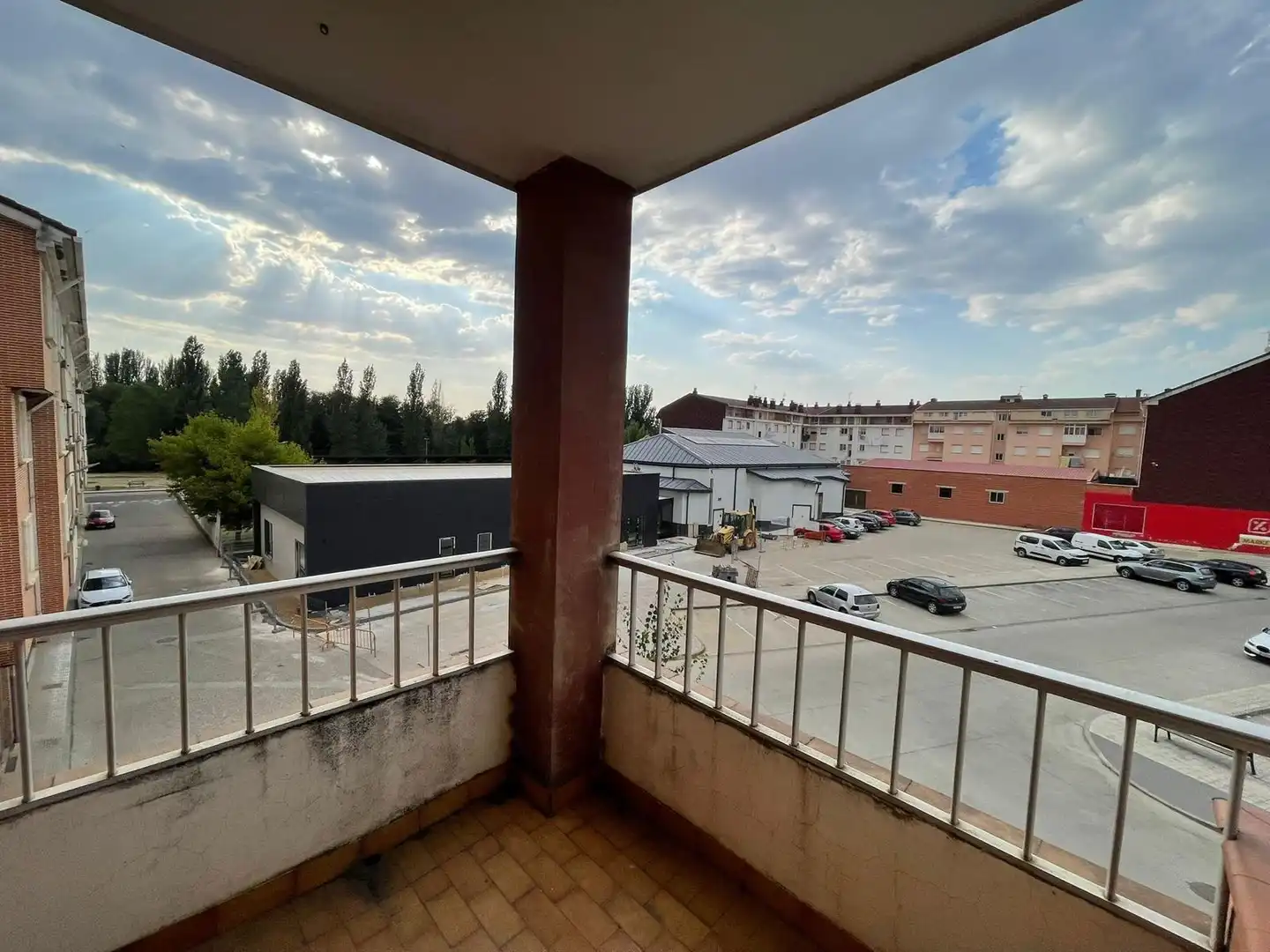 Parking of Flat for sale in Saldaña  with Heating, Terrace and Furnished