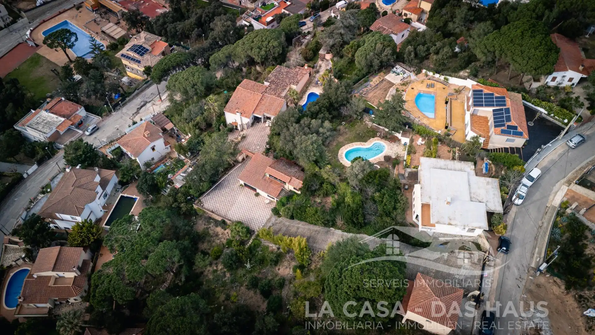 Vista exterior de Casa o xalet en venda en Lloret de Mar amb Jardí privat, Terrassa i Balcó