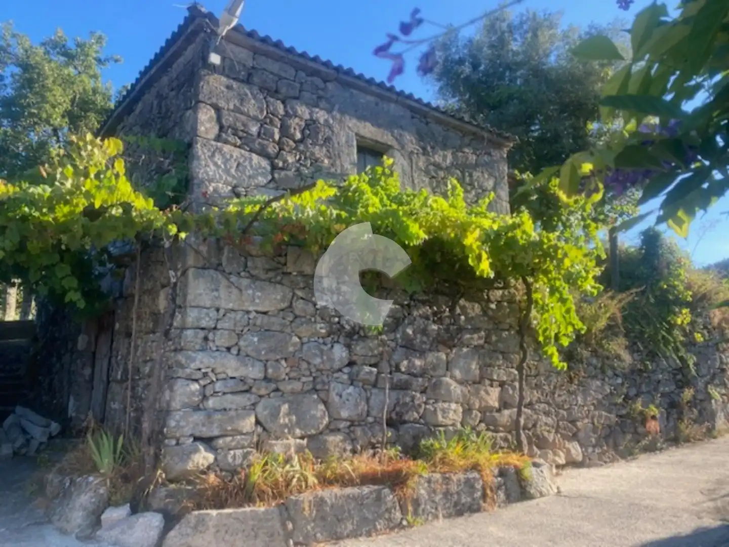 Casa amb jardí en venda a Entrimo, imagen 5