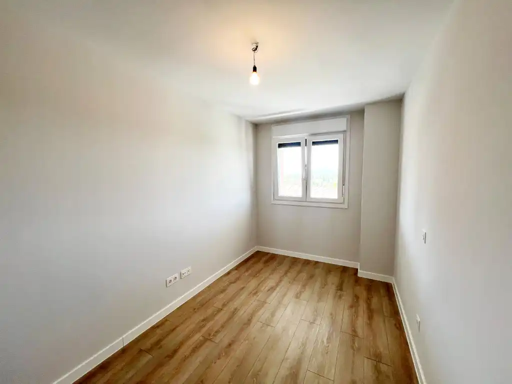 Habitación de Piso de alquiler en Alcalá de Henares con Terraza, Trastero y Domótica