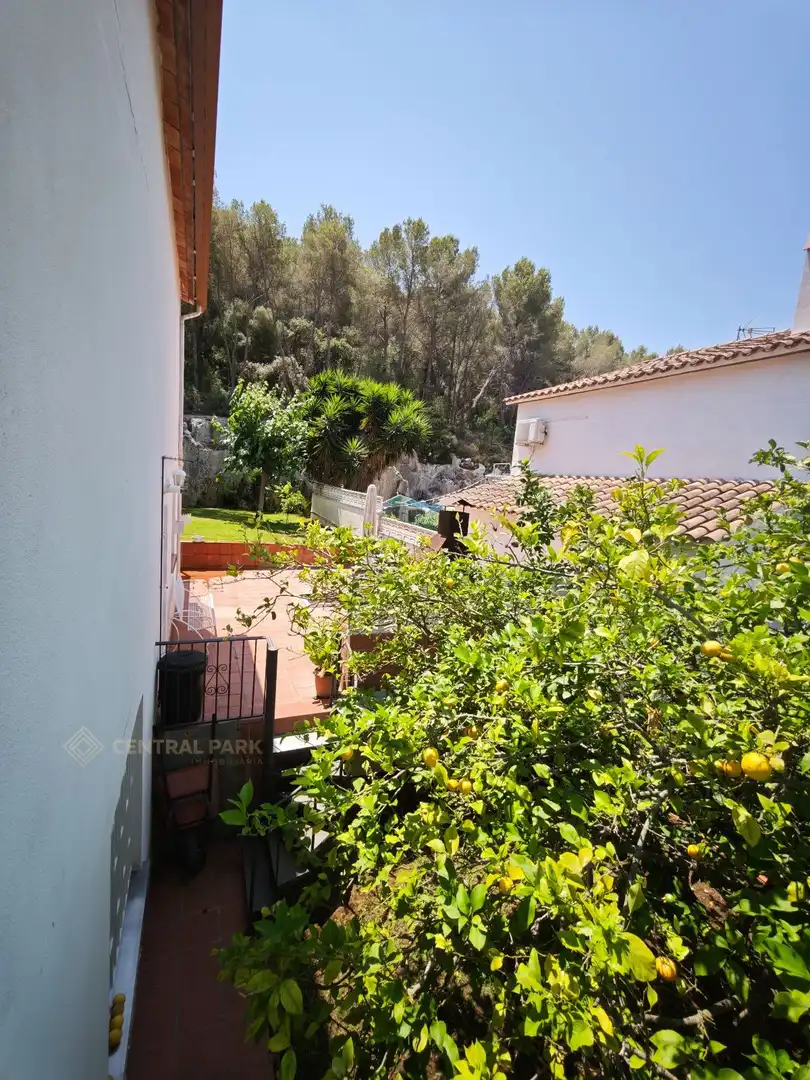 Vista exterior de Casa o xalet en venda en Tarragona amb Calefacció, Jardí privat i Terrassa