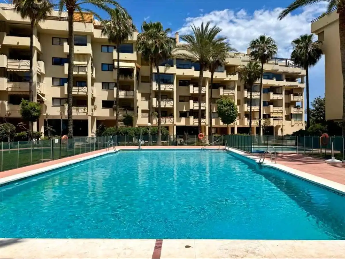 Apartament amb piscina en venda a Calle de Salvador Allende