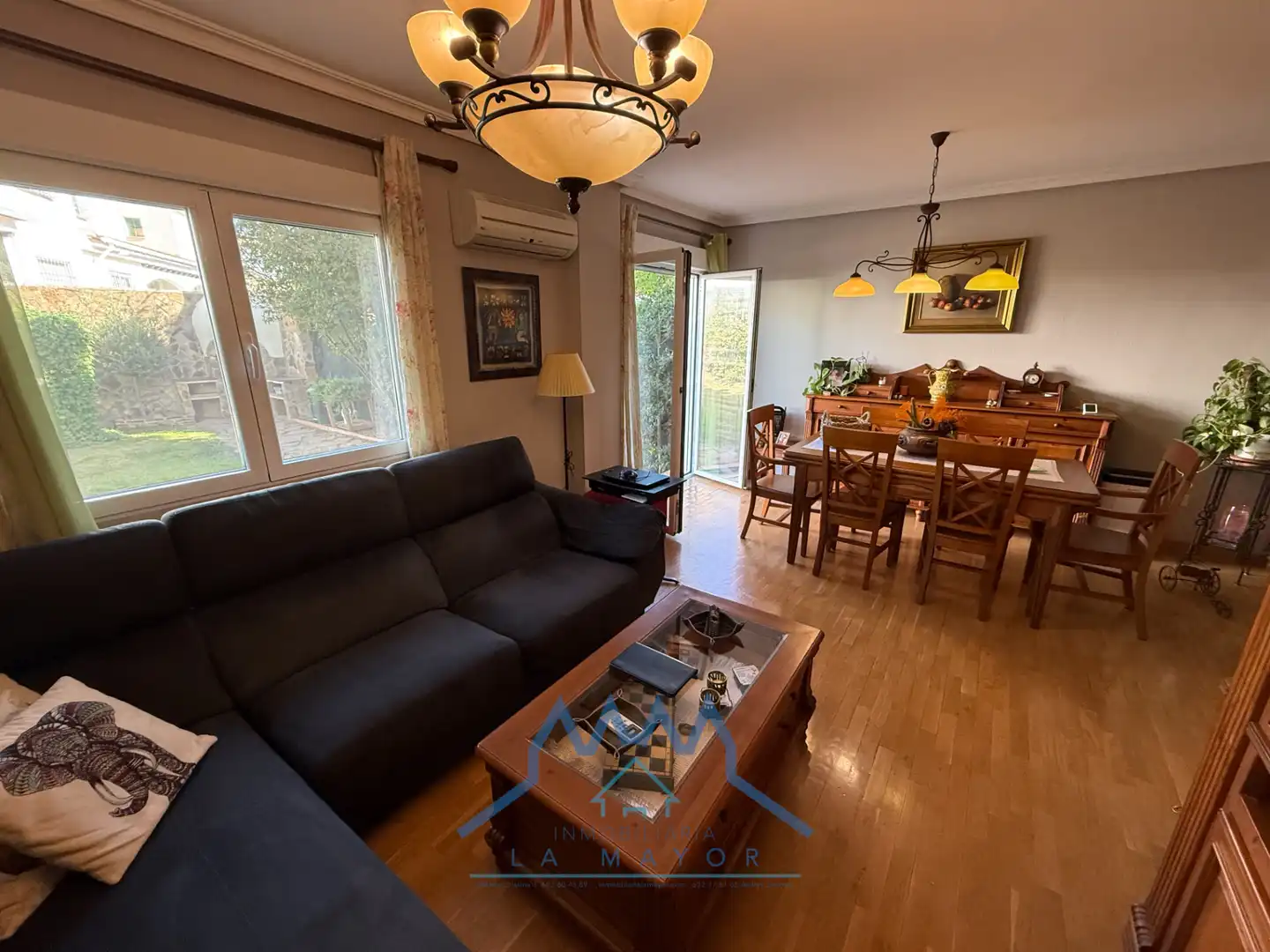 Sala de estar de Casa adosada en venta en Santa María - Pio XII