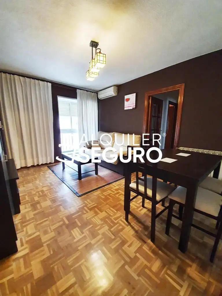 Schlafzimmer von Wohnung zur Miete in  Madrid Capital mit Klimaanlage, Heizung und Terrasse