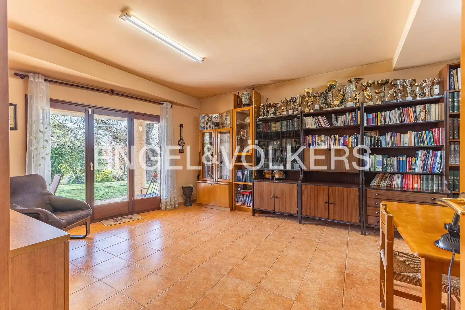 Sala d'estar de Casa o xalet en venda en Granollers amb Calefacció, Jardí privat i Terrassa