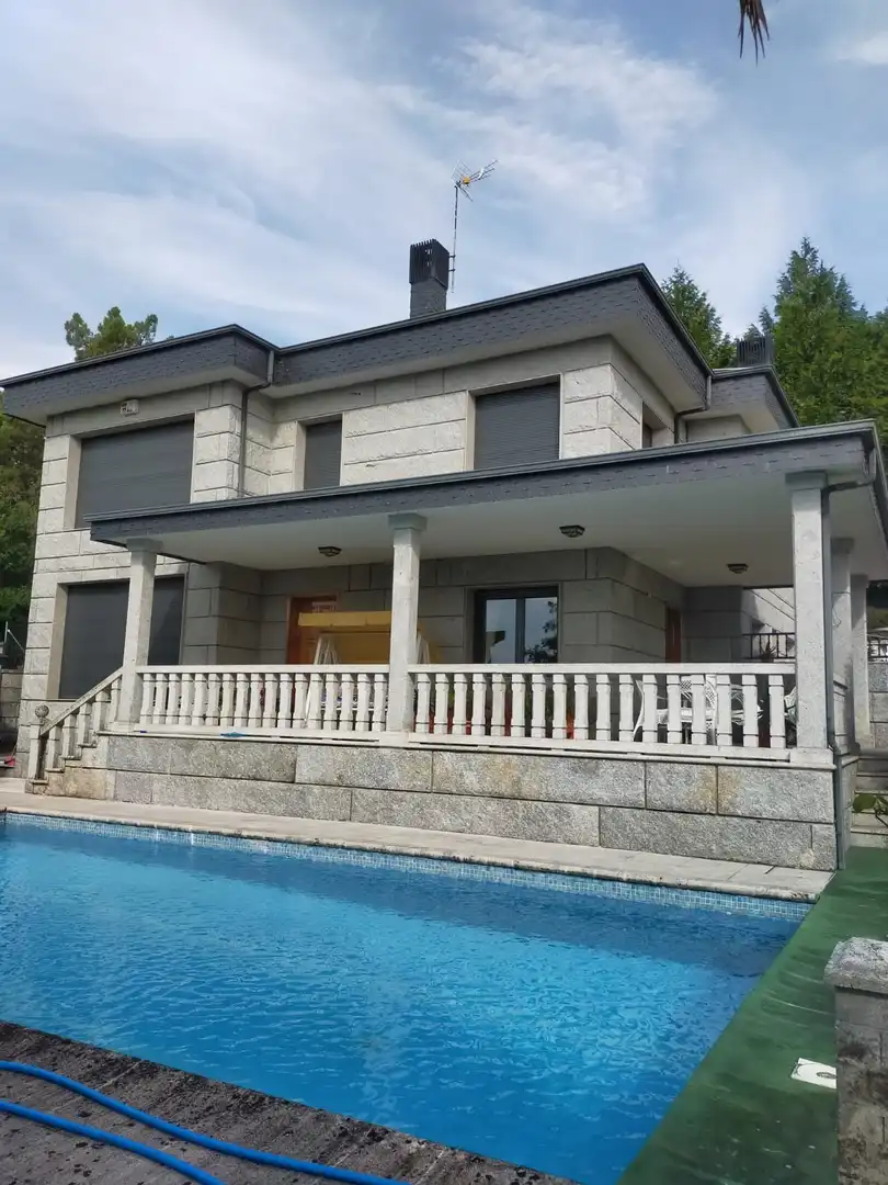 Vista exterior de Casa o chalet en venta en Coles con Calefacción, Jardín privado y Terraza