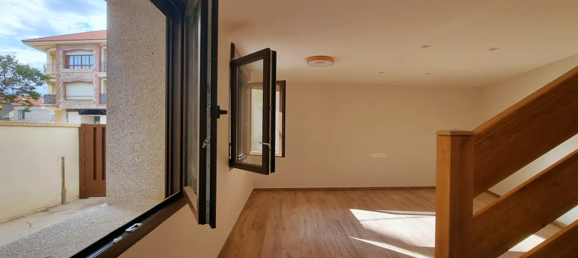 Sala de estar de Casa adosada de alquiler en Guadalix de la Sierra con Calefacción, Trastero y Horno