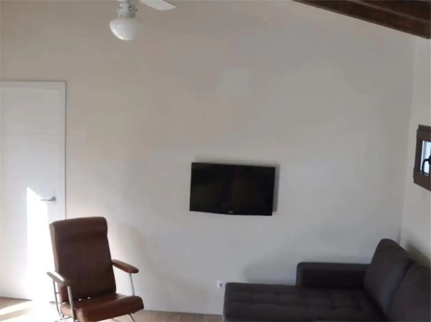 Sala de estar de Piso en venta en Campanet con Jardín privado, Piscina y Amueblado