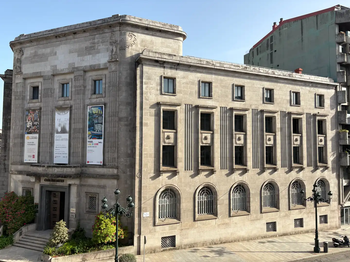 Vista exterior de Piso en venta en Vigo  con Balcón