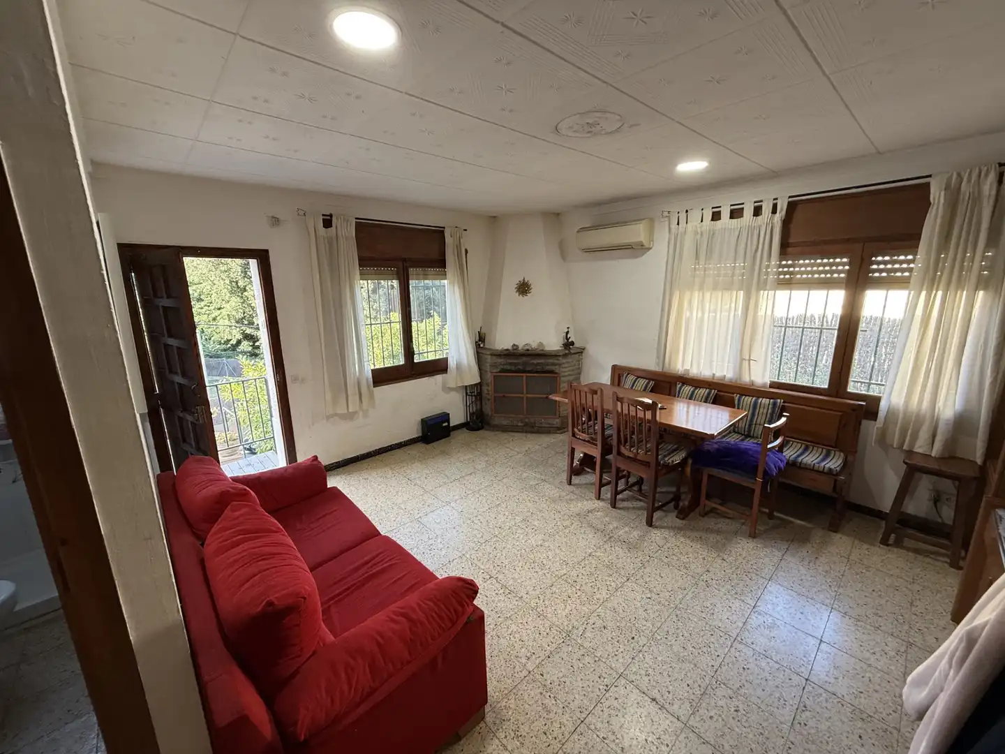 Sala d'estar de Casa o xalet en venda en Bigues i Riells del Fai amb Calefacció, Jardí privat i Traster