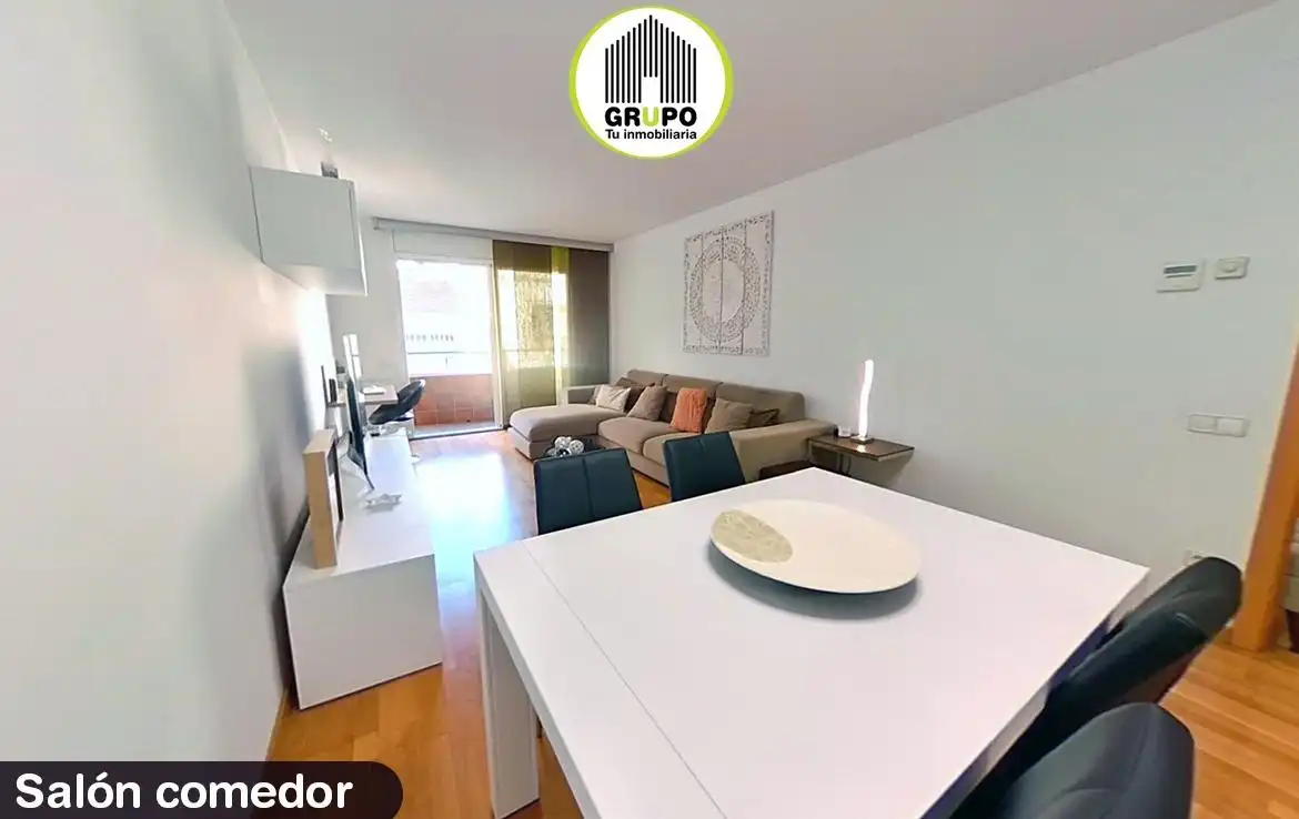 Vista exterior de Pis en venda en Esplugues de Llobregat amb Aire condicionat, Calefacció i Parquet