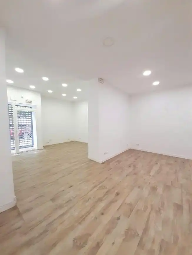 Local en venta en Madrid con Aire acondicionado