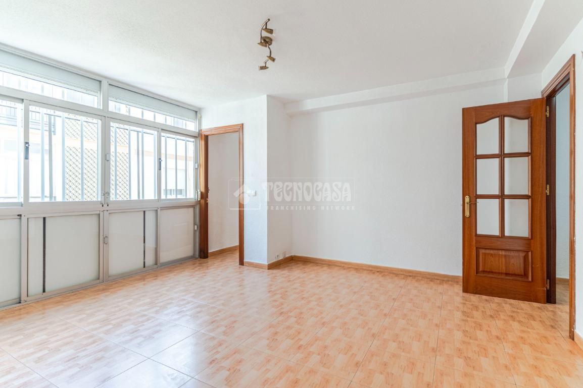 Bedroom of Flat for sale in Motril