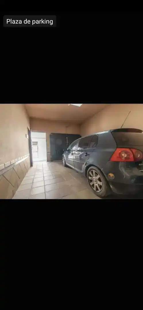 Aparcament de Casa o xalet en venda en Gerena amb Parquet, Traster i Moblat
