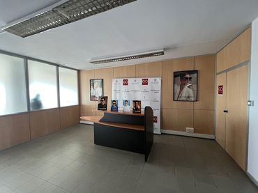Oficina amb ascensor de lloguer a Ronda de ľEst