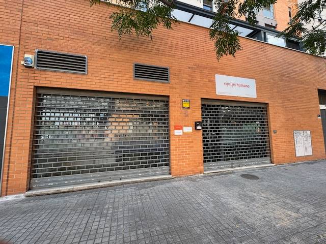 Local comercial en Alquiler en Carrer de Miguel Navarro Escultor, 5a en Nou Campanar