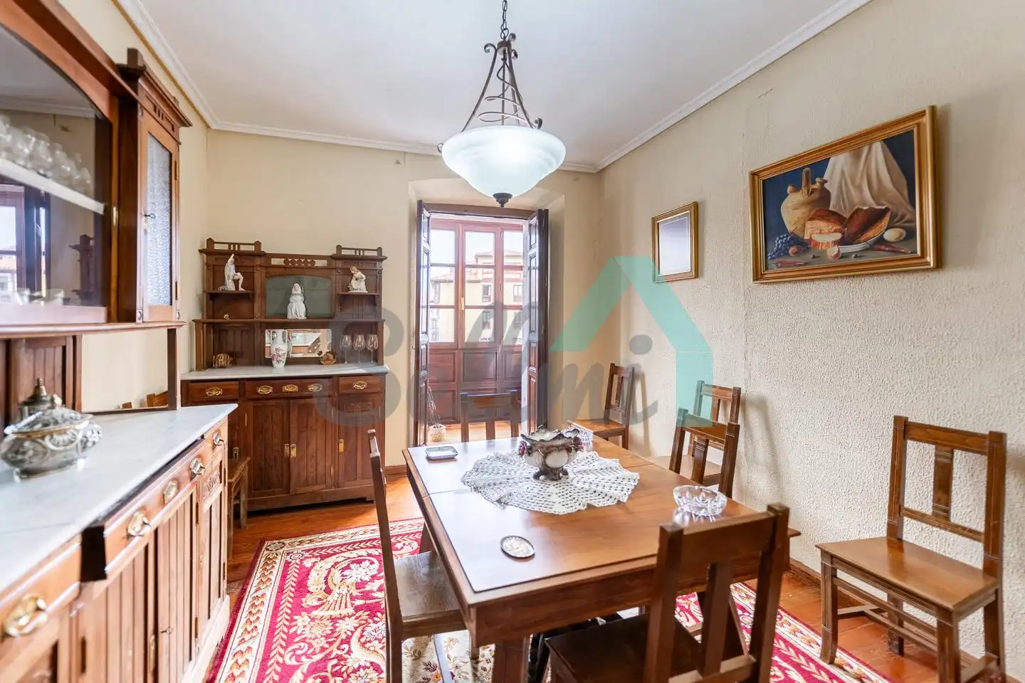Comedor de Piso en venta en Llanes con Calefacción, Parquet y Balcón