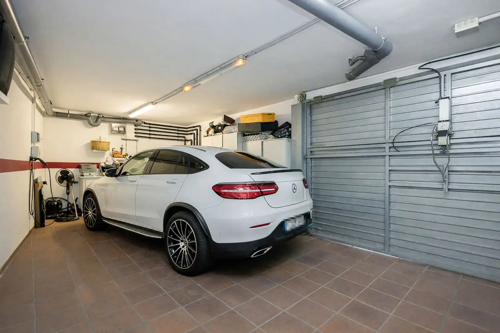 Parking of Houses for sale in Castelldefels  with Air Conditioner, Heating and Parquet flooring