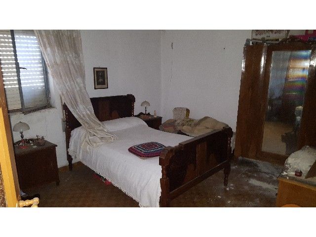 Dormitori de Casa o xalet en venda en Dueñas amb Calefacció i Moblat