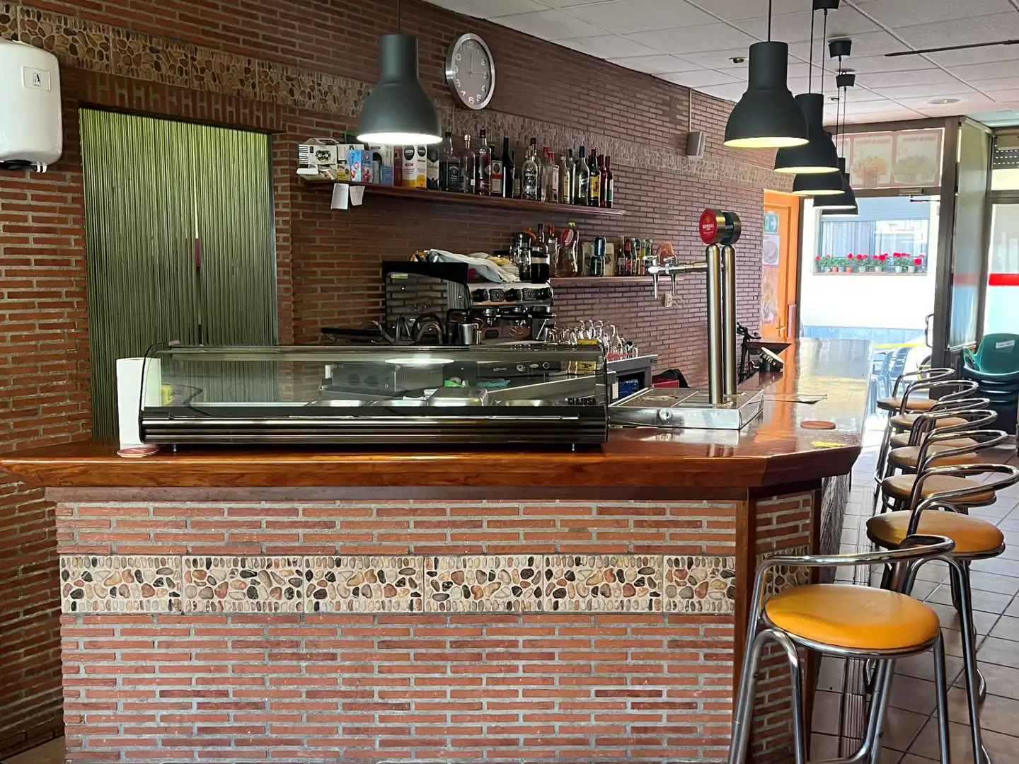 Local en venta en Sant Hilari Sacalm con Aire acondicionado, Calefacción y Terraza