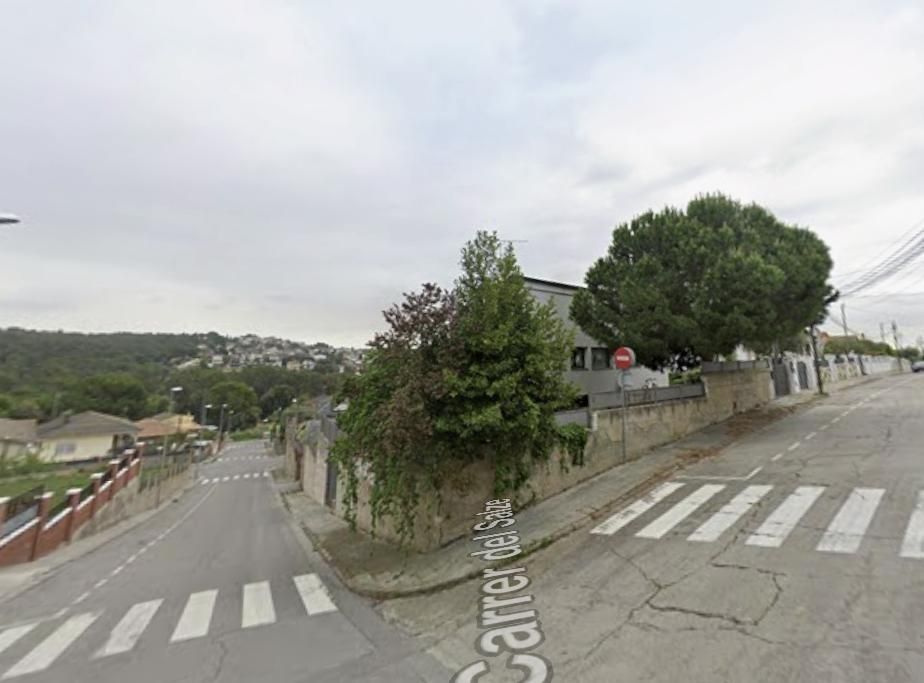 Vista exterior de Casa o xalet en venda en Lliçà d'Amunt amb Jardí privat i Piscina comunitària