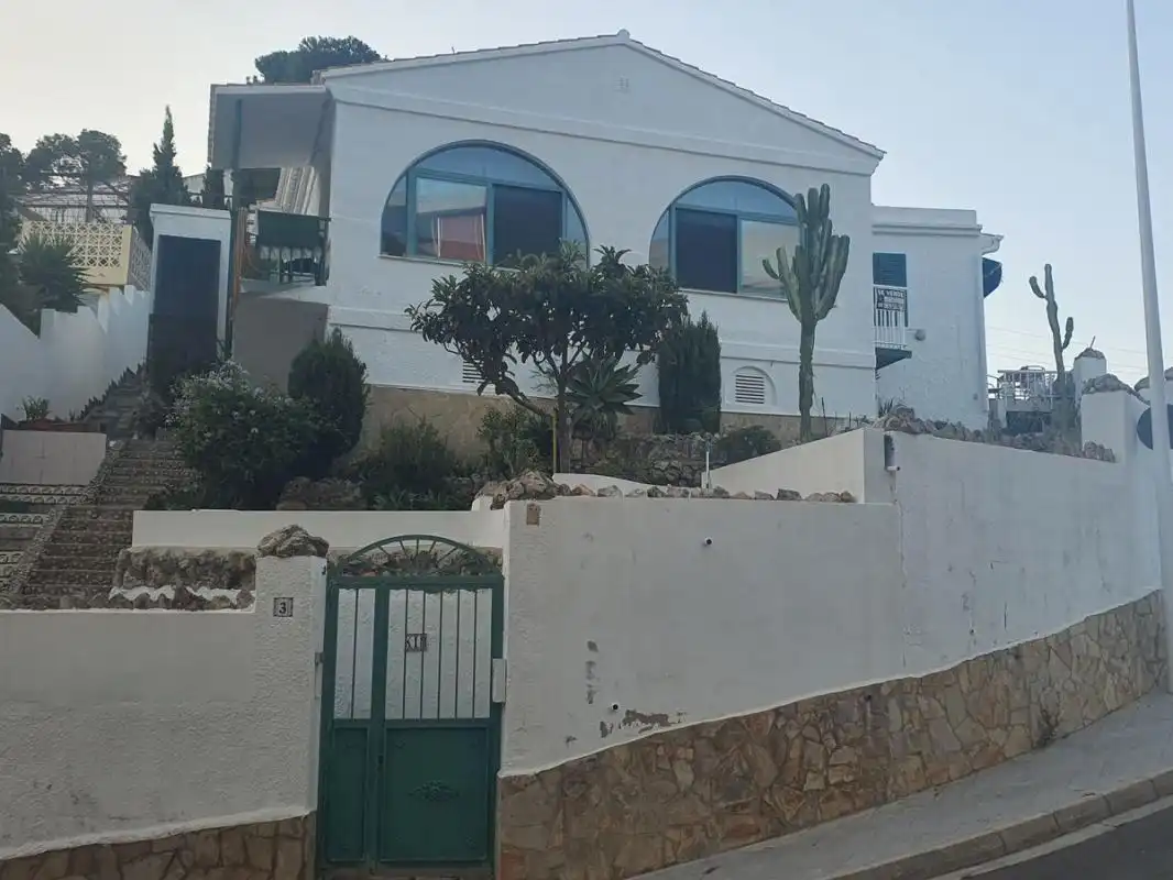 House with terrace for sale in Pujada Santuari, imagen 2