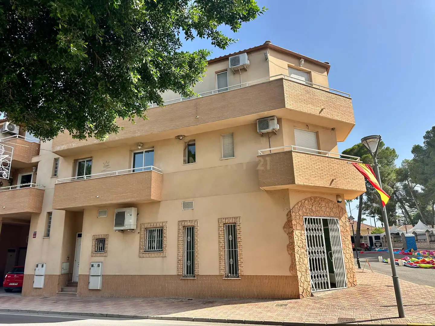 Vista exterior de Casa adosada en venta en Jacarilla con Balcón