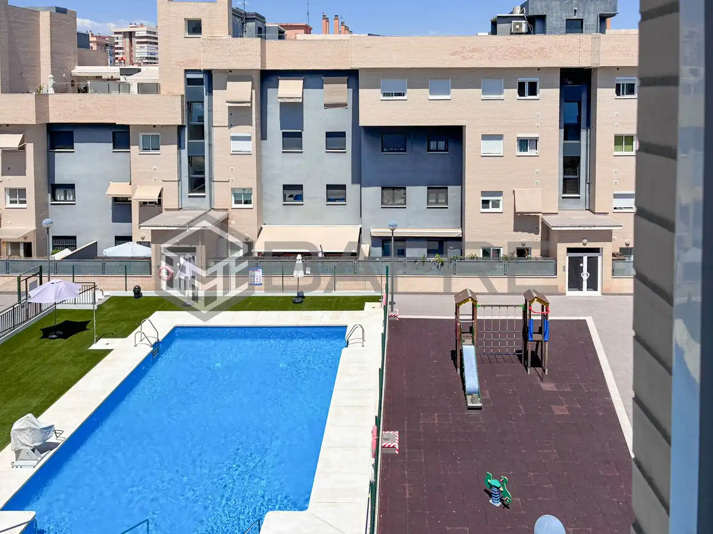 Vista exterior de Àtic en venda en Málaga amb Aire condicionat, Parquet i Terrassa