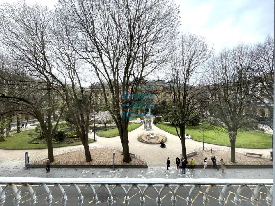 Piso de alquiler en Gipuzkoa Plaza, Área Romántica, Centro