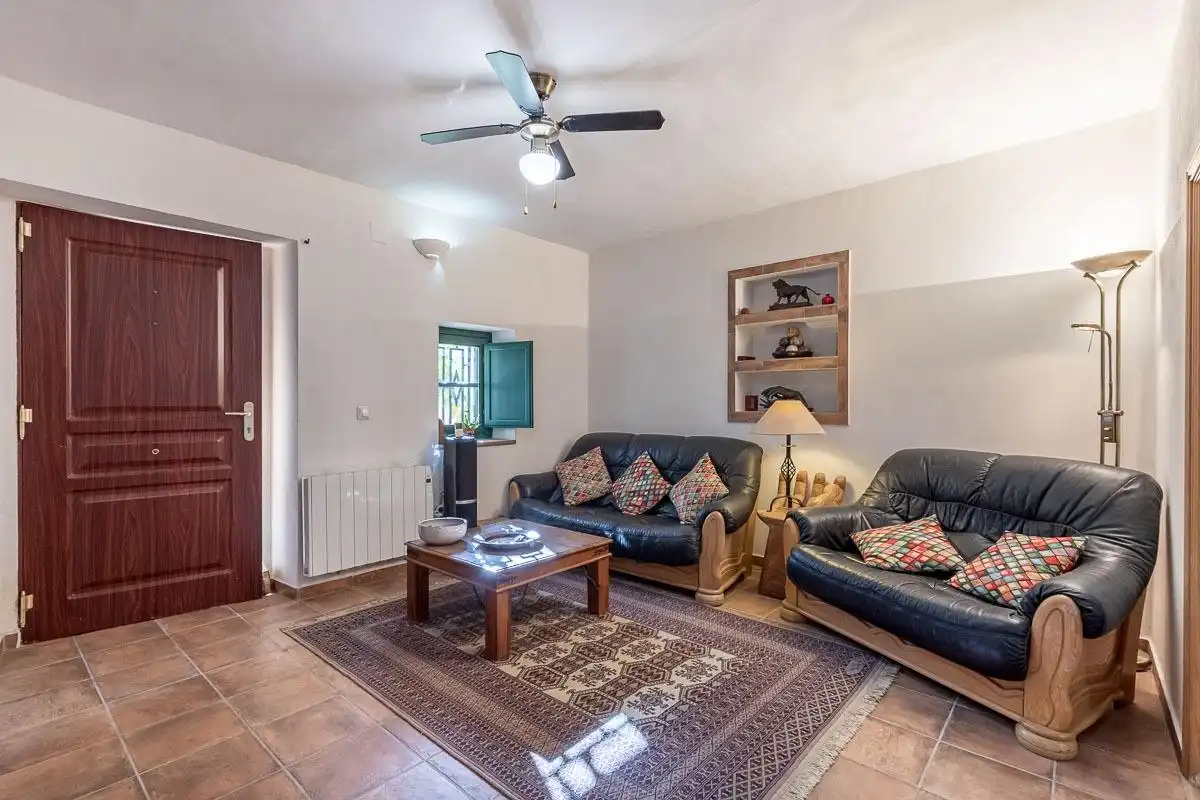 Sala d'estar de Casa o xalet en venda en Arenas del Rey amb Calefacció i Terrassa