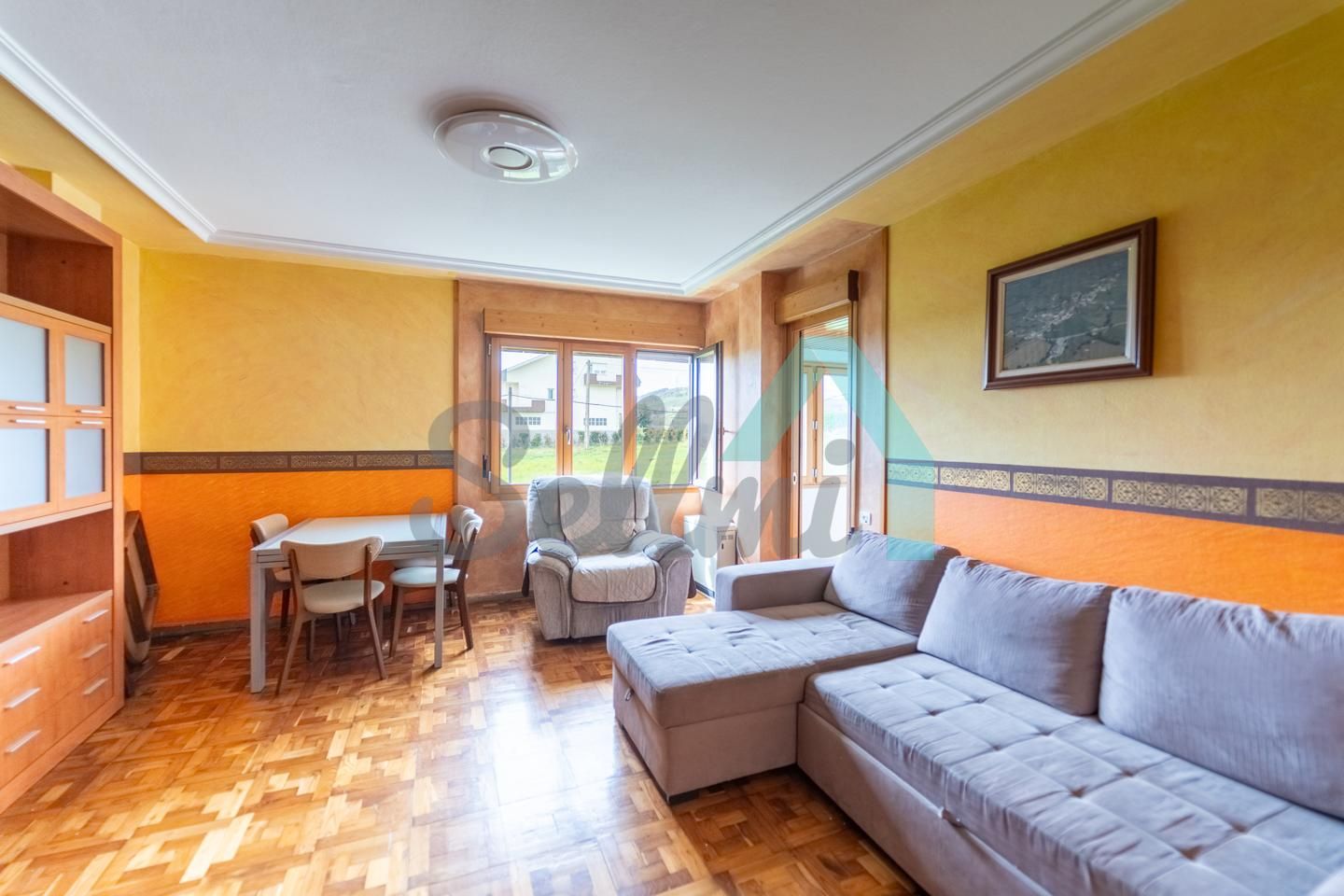 Dormitori de Pis en venda en Salas amb Calefacció, Parquet i Terrassa