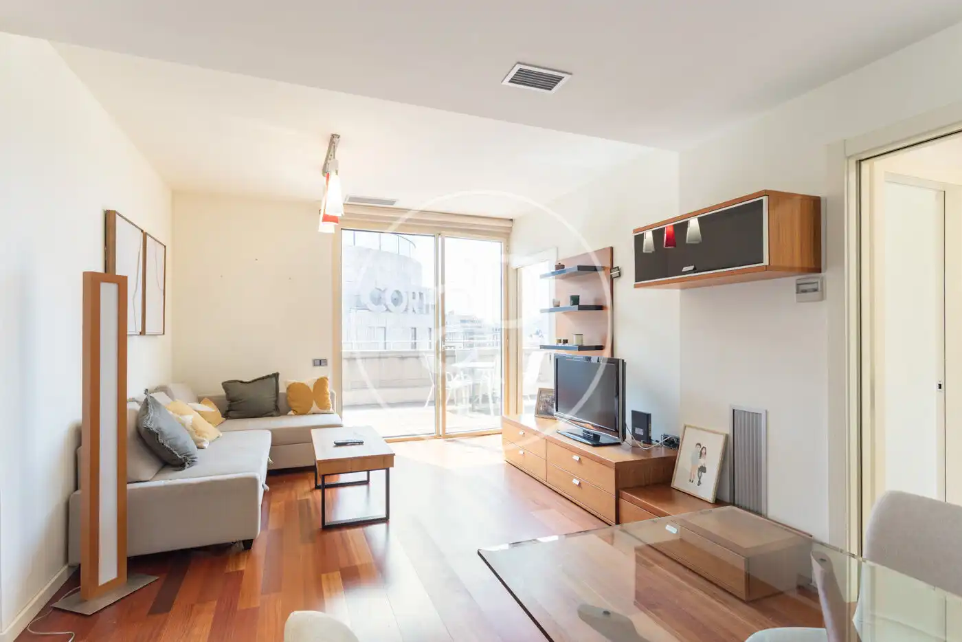 Sala de estar de Piso en venta en  Barcelona Capital con Aire acondicionado, Calefacción y Terraza