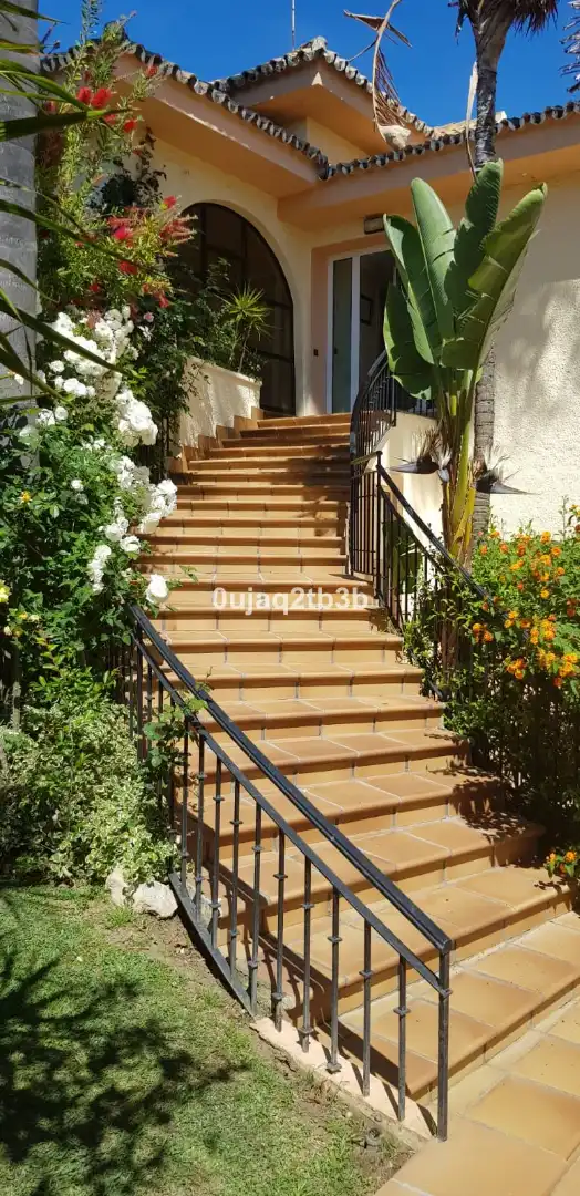 Villa mit Terrasse zum Verkauf in Avenida de las Palmeras 1, imagen 9