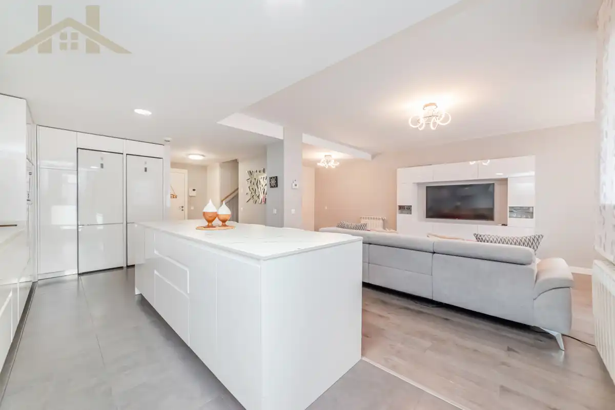 Cocina de Dúplex en venta en Valdemoro con Aire acondicionado, Calefacción y Terraza