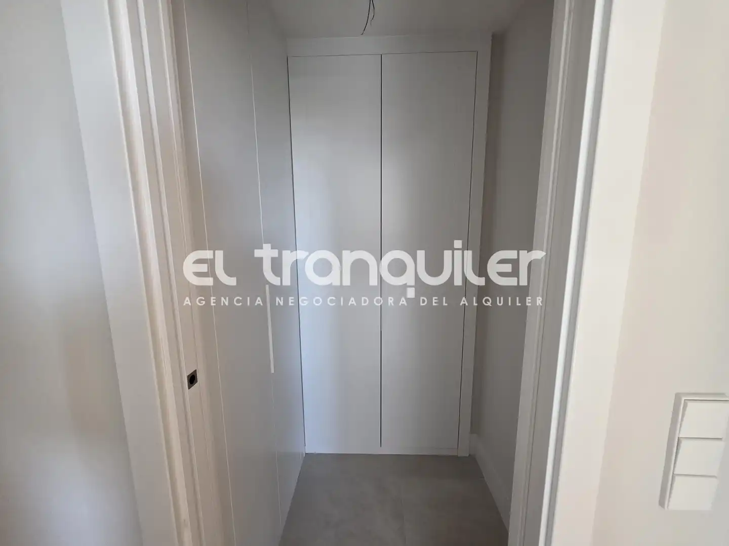 Flat for rent in Madrid  with Air Conditioner, Terrace and Storage room