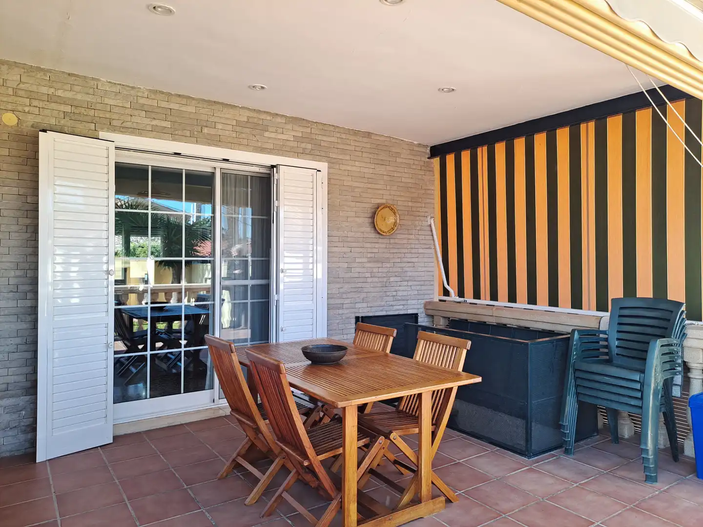 Terrassa de Casa o xalet en venda en L'Eliana amb Aire condicionat, Calefacció i Jardí privat