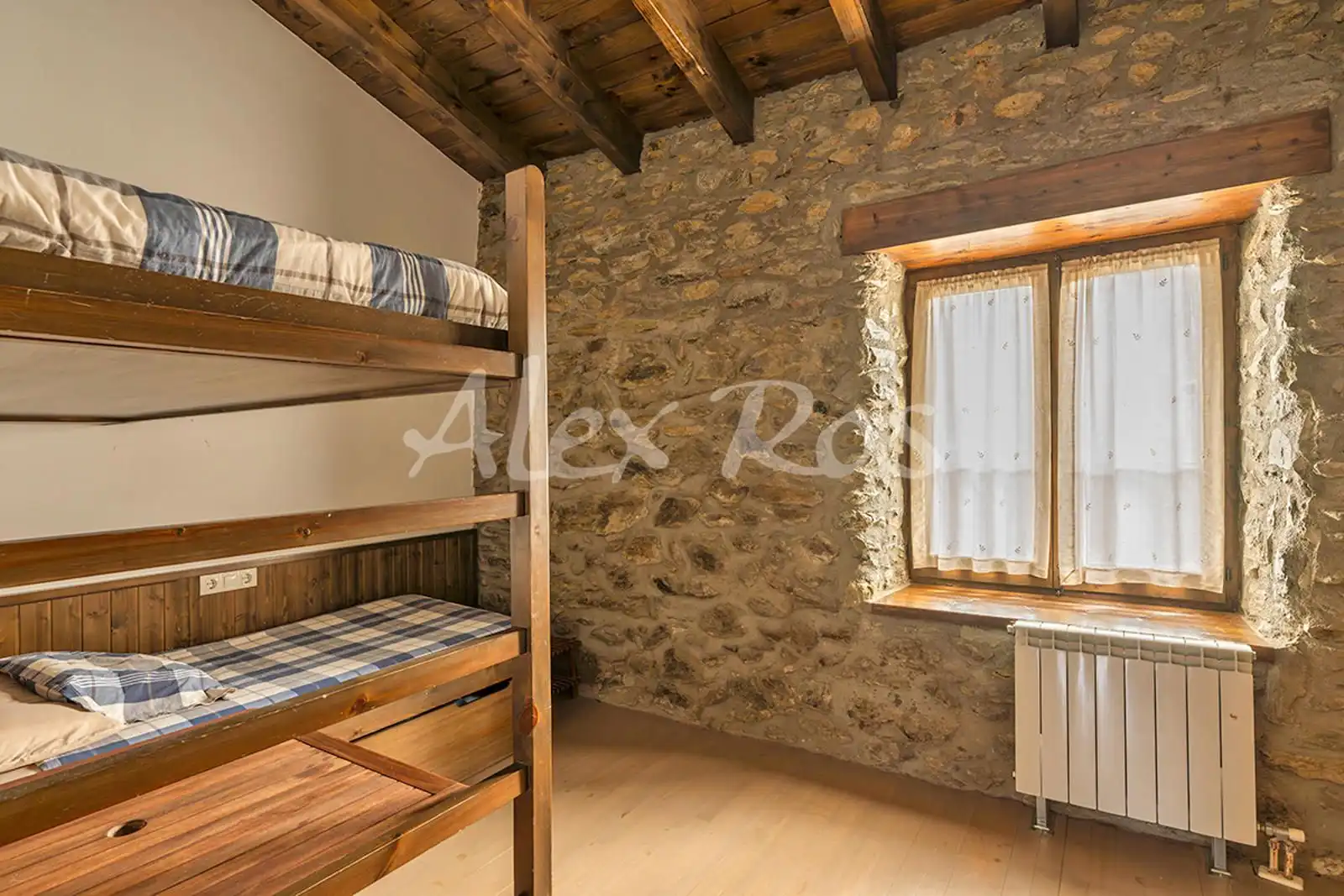 Habitación de Casa o chalet en venta en Fontanals de Cerdanya con Piscina y Piscina comunitaria
