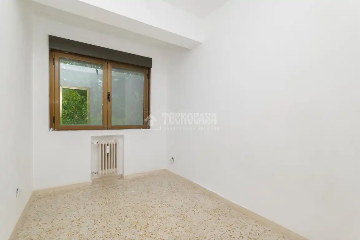 Bedroom of Flat for sale in Madrid  with Heating, Parquet flooring and Terrace